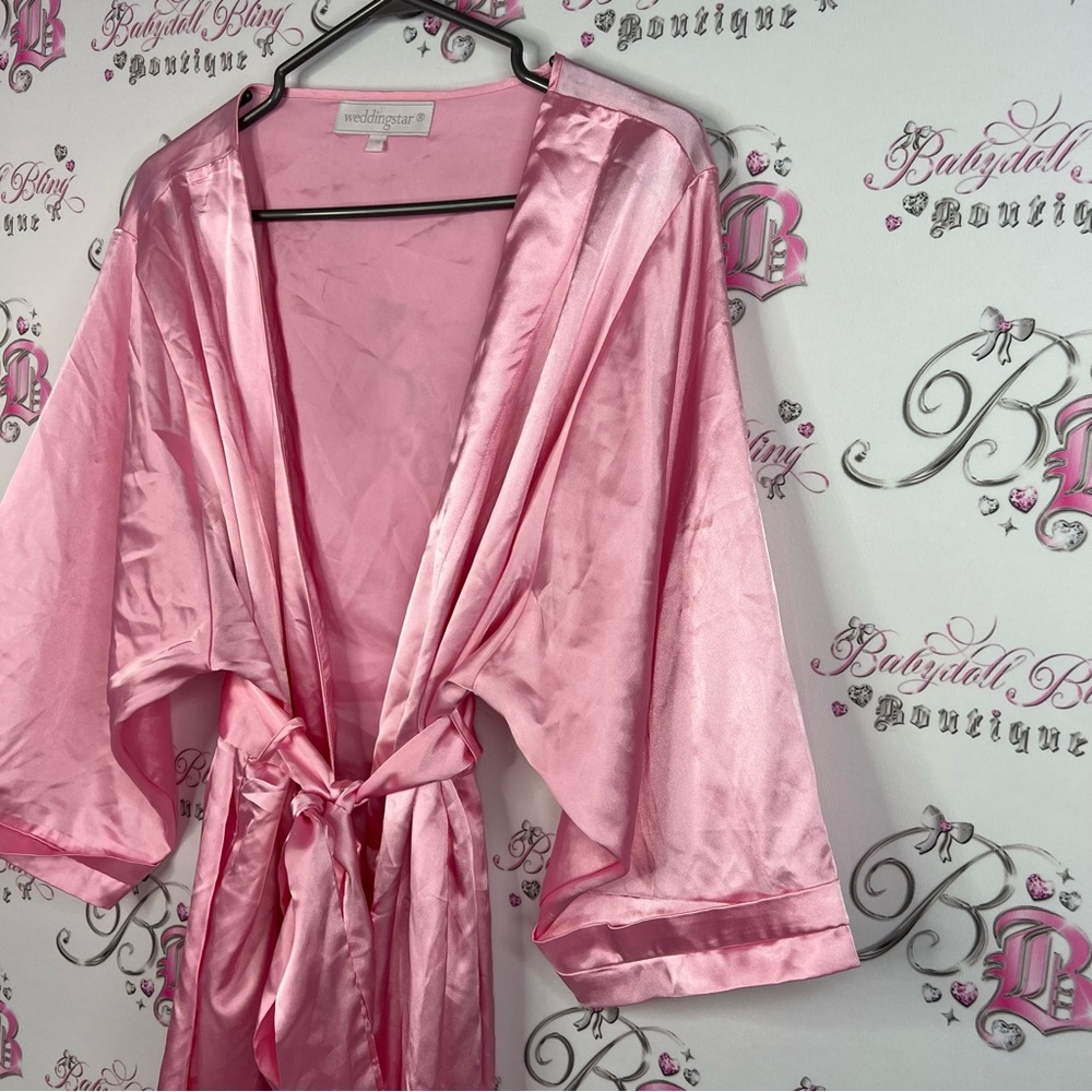Elegant Pink Satin Women's Robe - Picture 6 of 10